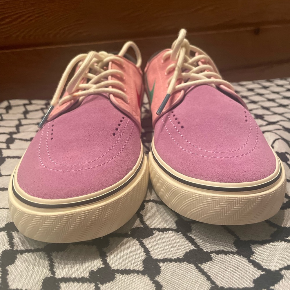 NEW- Nike SB Size 6.5 - Picture 4 of 8